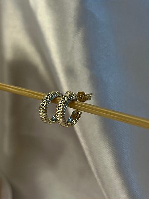 Argola Texturizada Fina