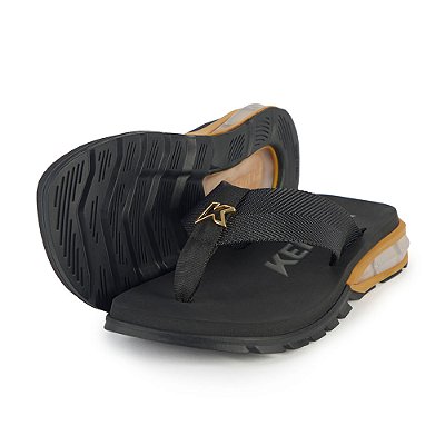 Chinelo Kenner Orak