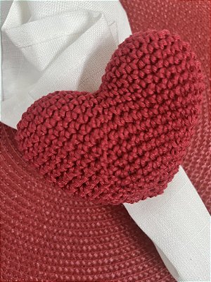 Porta guardanapo coração amigurumi vermelho