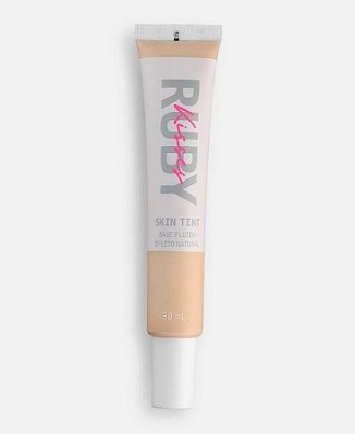 BASE FLUÍDA SKIN TINT EFEITO NATURAL COR 118 - RUBY KISSES