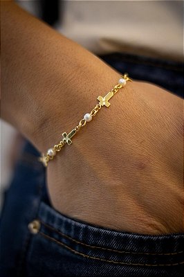 PULSEIRA CRUZ COM PÉROLAS - BANHADO A OURO