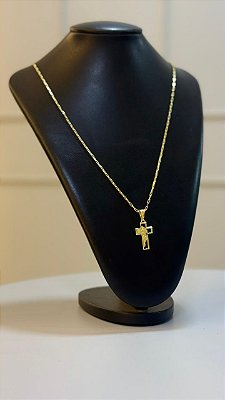 KIT CORRENTE CADEADO QUINA LONG DE 2MM + PINGENTE CRUZ COM CRISTO VAZADO