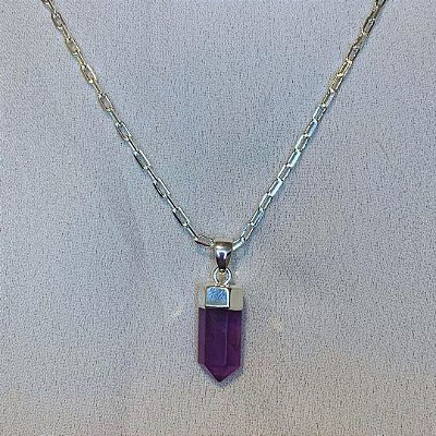 Colar de Pedra Bruta Quartzo Roxo  Banhado Prata