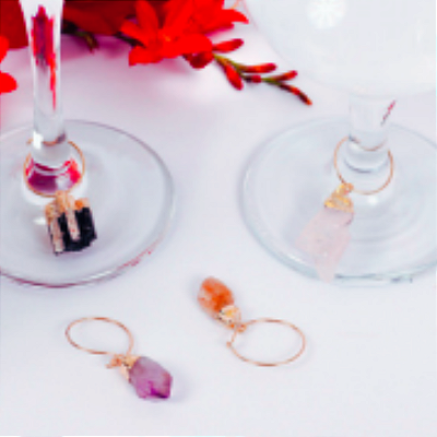 MARCA TAÇA PEDRA BRURA  NATURAL - COLORIDA BORDA DOURADA