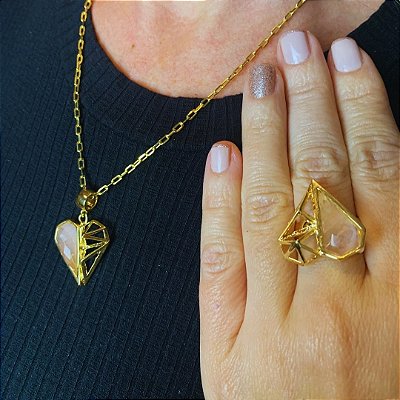 Colar Coração de Quartzo Rosa - Banhado a ouro a Ouro