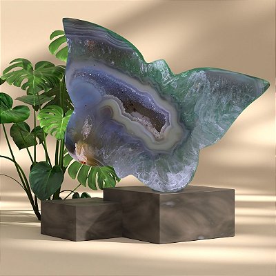 Pedras Naturais Brutas – Conecte-se com a Pureza da Natureza - Borboleta