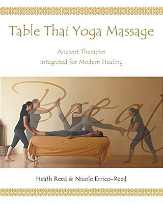 Table Thai Yoga Massage-..