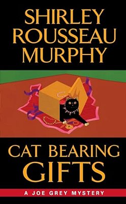 Cat Bearing Gifts: A Joe Grey Mystery-..