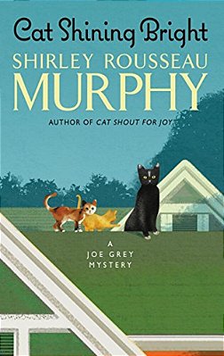 Cat Shining Bright: A Joe Grey Mystery-..