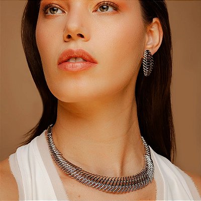 Conjunto brinco e colar liso banho rodio branco