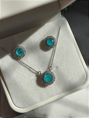 Conjunto brinco e colar cravejado zirconia banho rodio branco