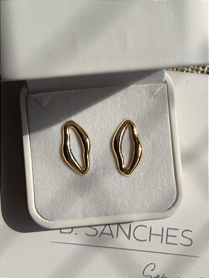 Brinco organico banho ouro 18k