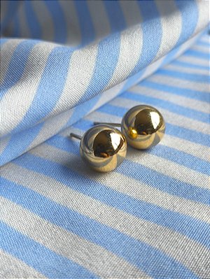 Brinco esfera banho ouro 18k