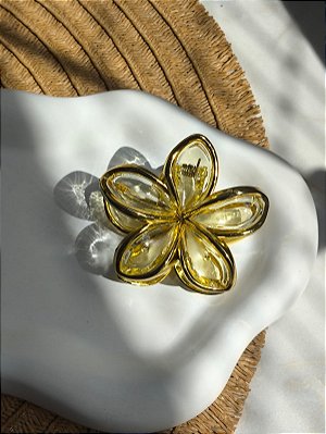 Presilha para cabelo flor