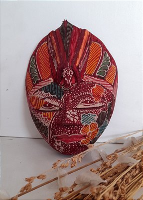 Máscara de ornamentação indonesa