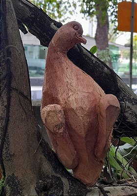 Escultura em madeira - pombo