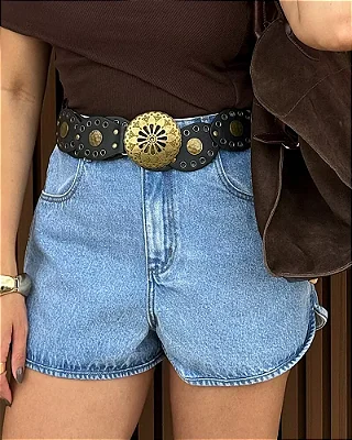Shorts Jeans Claro Detalhe Lateral MOM