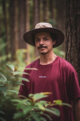 Camiseta Natural Futuro - Bordo