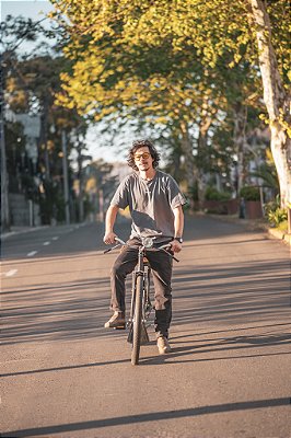 Camiseta Natural Futuro - Chumbo