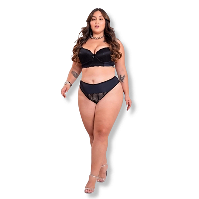 Conjunto com Detalhes em Renda Plus Size