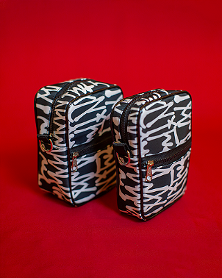 SHOULDER BAG ESTAMPADA COM BOLSO FRONTAL - PIXO