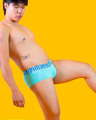CUECA SLIP (SUNGÃO) COM TECNOLOGIA QUE NÃO PERMITE ACÚMULO DE SUOR