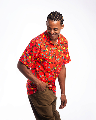 CAMISA DE BOTÃO ESTAMPADA EM VISCOSE - VERMELHO CORTEJO