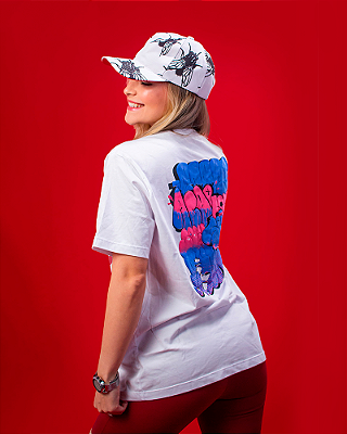 CAMISETA TRADICIONAL 100% ALGODÃO COM ESTAMPA PUFF - BOMB