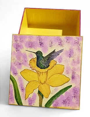 Caixa de Decoupage - Beija-flor por Débora Artes