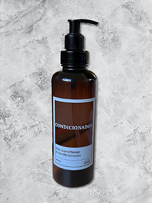 Porta Condicionador com Pump 480ml Plasútil Ref.17384
