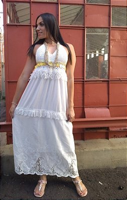 Vestido boho longo com crochet