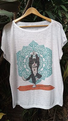 T-Shirts camiseta feminina mística yoga gato kombi filtro dos sonhos devore hippie.