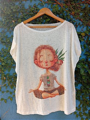 T-Shirts camiseta feminina mística yoga gato kombi filtro dos sonhos devore hippie.
