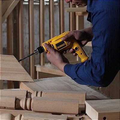 FURADEIRA IMPACTO 3/8  220V 600W - DEWALT