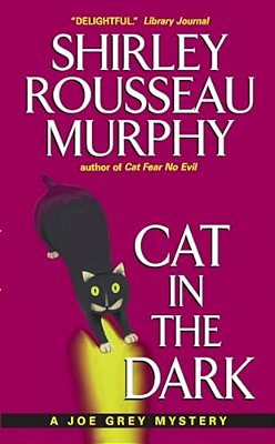 Cat In The Dark: A Joe Grey Mystery-..