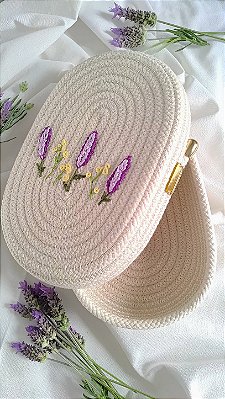 Cesto Oval com tampa Bordado