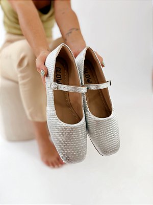 Sapatilha Feminina com Fivela Layslla - Prata