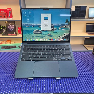 Macbook Air 13" 2022 (A2681)