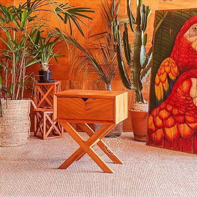 Mesa de Cabeceira Pé X