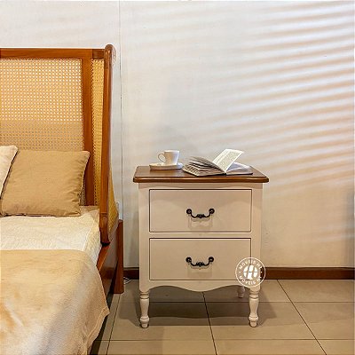 Mesa de Cabeceira Triscia