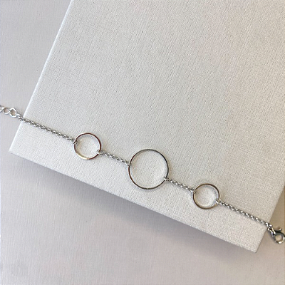 Pulseira argolas banhada a ródio branco