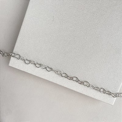 Tornozeleira corações conectados banhada a ródio branco