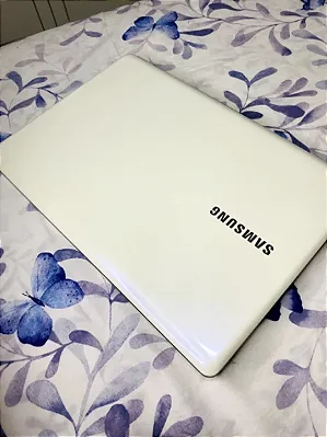 KIT PROJETOR, NOTEBOOK E CAIXA DE SOM ATIVA "TODOS COM CABOS"