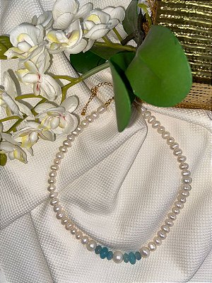 CHOCKER DE PÉROLAS BARROCAS COM PEDRAS