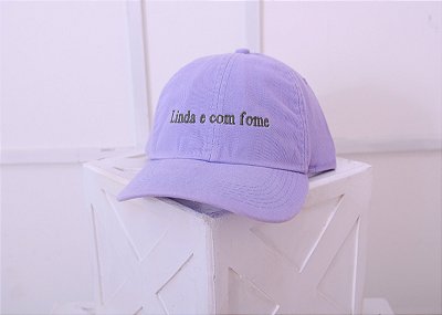 Boné - Linda e com fome