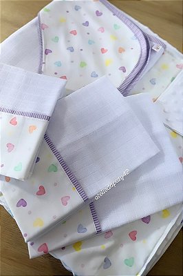 Kit Enxoval de Bebê (Fraldas, toalha e manta) Coraçãozinhos 100% algodão