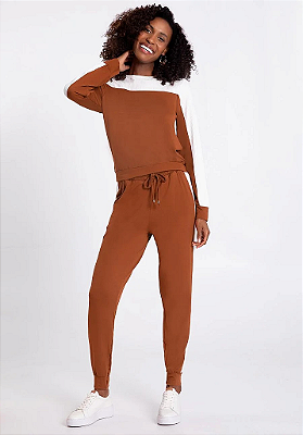 Conjunto Blusa e Calça em Moletom com Bolso
