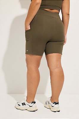 Bermuda Fitness Plus Size com Bolso Oliva