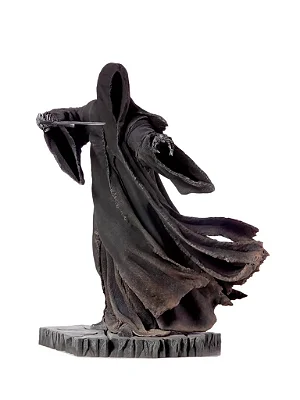 "Attacking" Nazgul BDS Art Scale 1/10