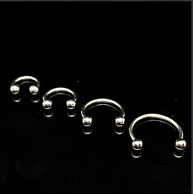 Piercing ferradura